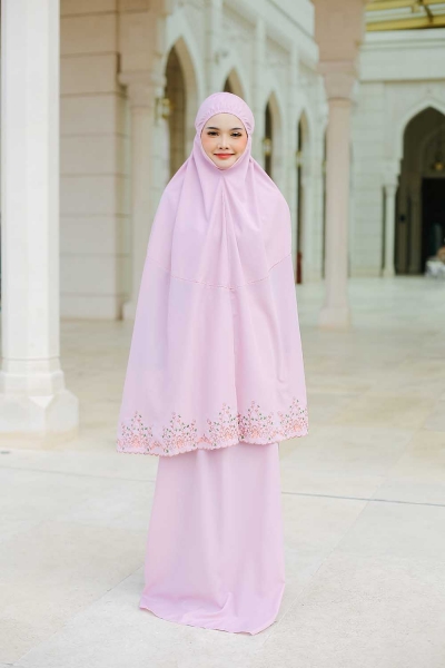 Telekung Sulam Kerawang Pink